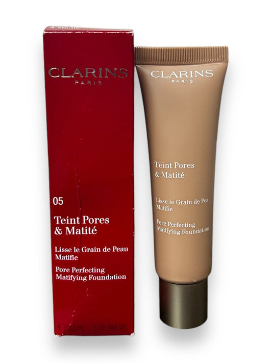Clarins Foundation Pore Perfecting Matte 05 Nude Cappuccino 30ml - Brand New